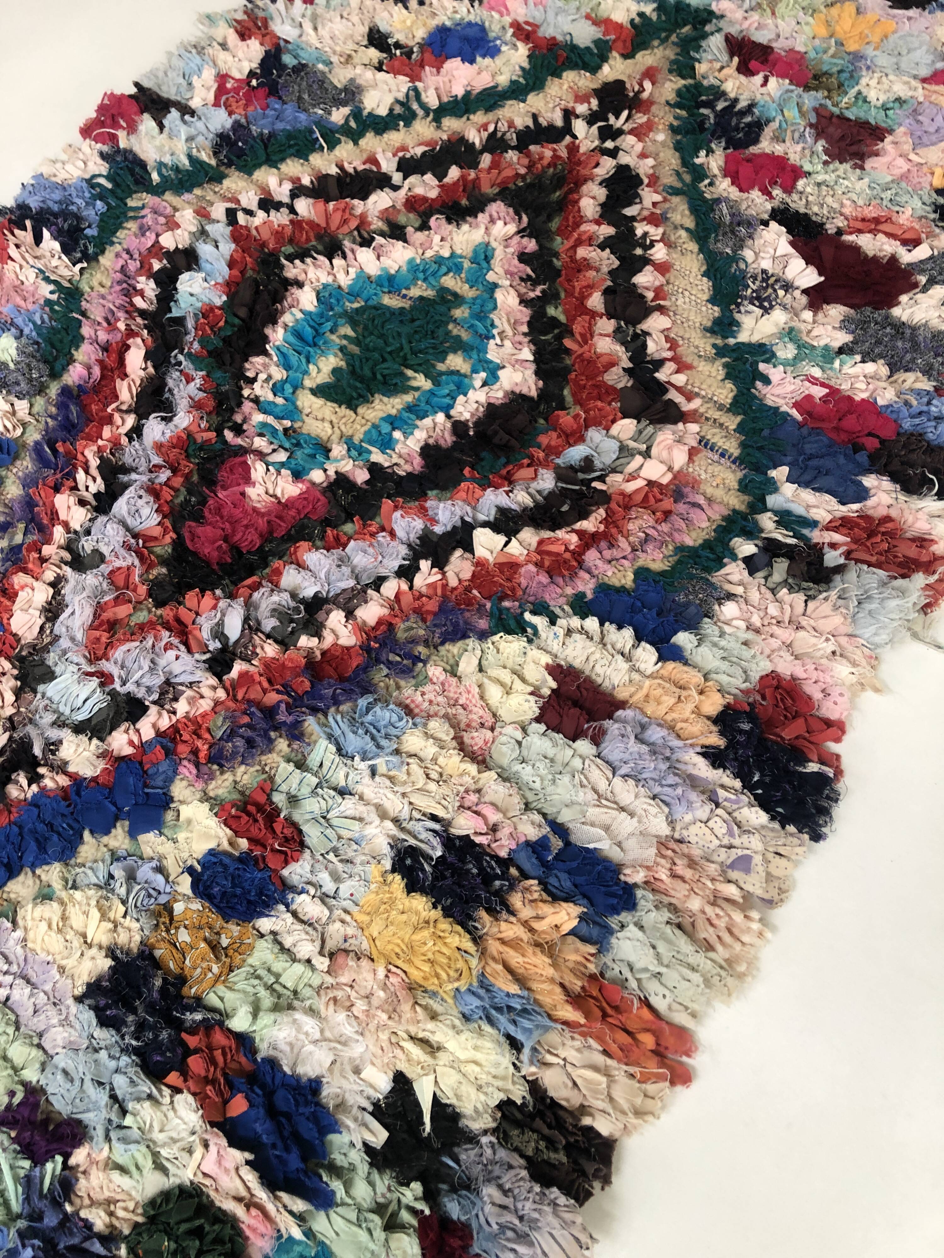 Moroccan Berber carpet Boucherouite 3.05x0.90m