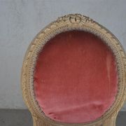 Paire de chaises laquées crème style Louis XVI vers 1900