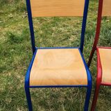 Set of 5 school chairs years '70 in red and blue