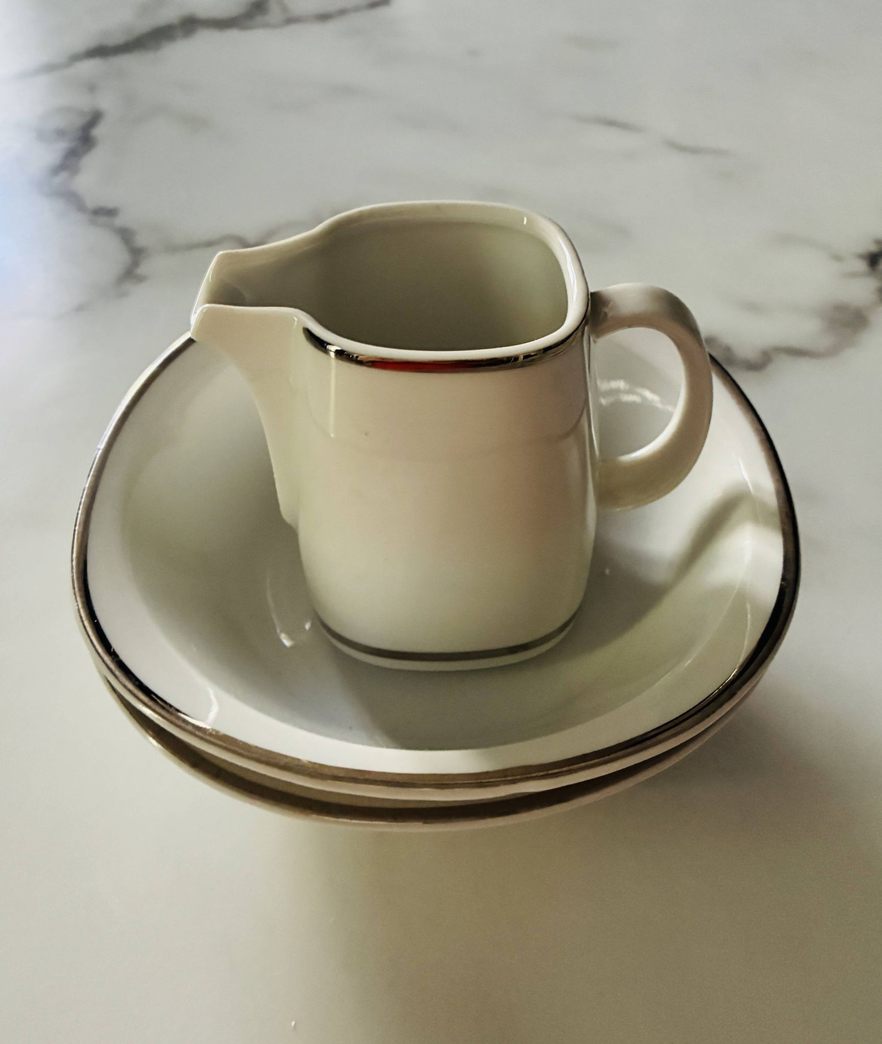 Small milk jug and porcelain bowls Schirnding Bavaria