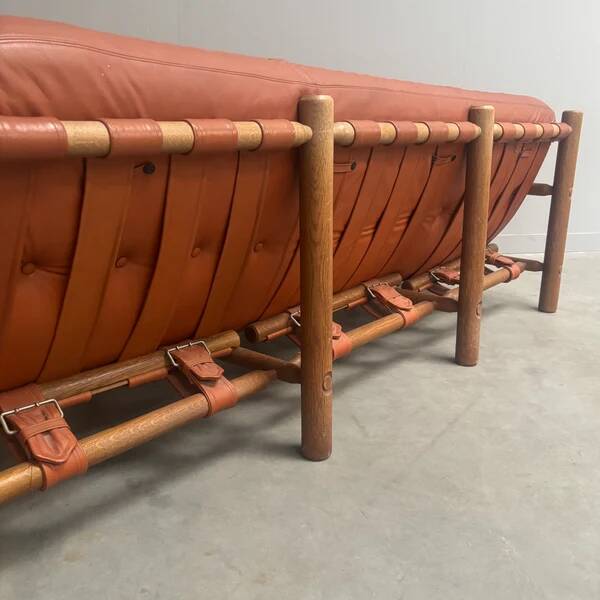 Brutalist, Brazilian style leather lounge sofa, 1960s