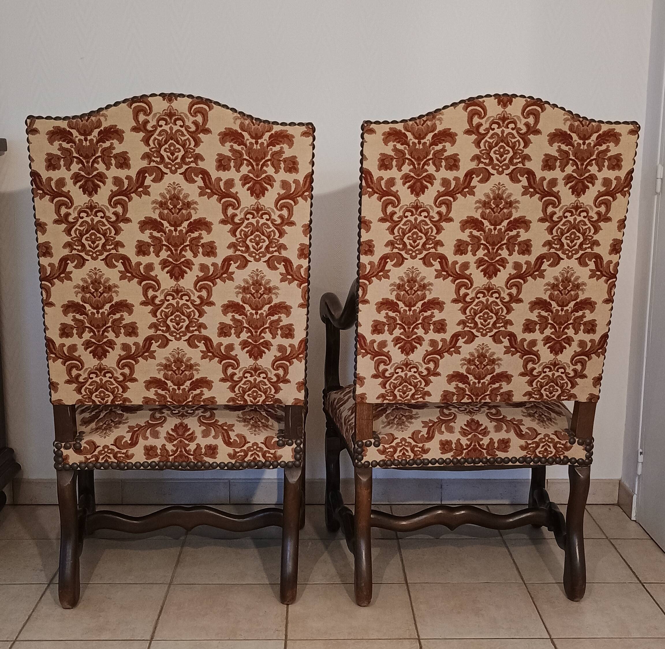 2 Louis XIII armchairs and 4 chairs