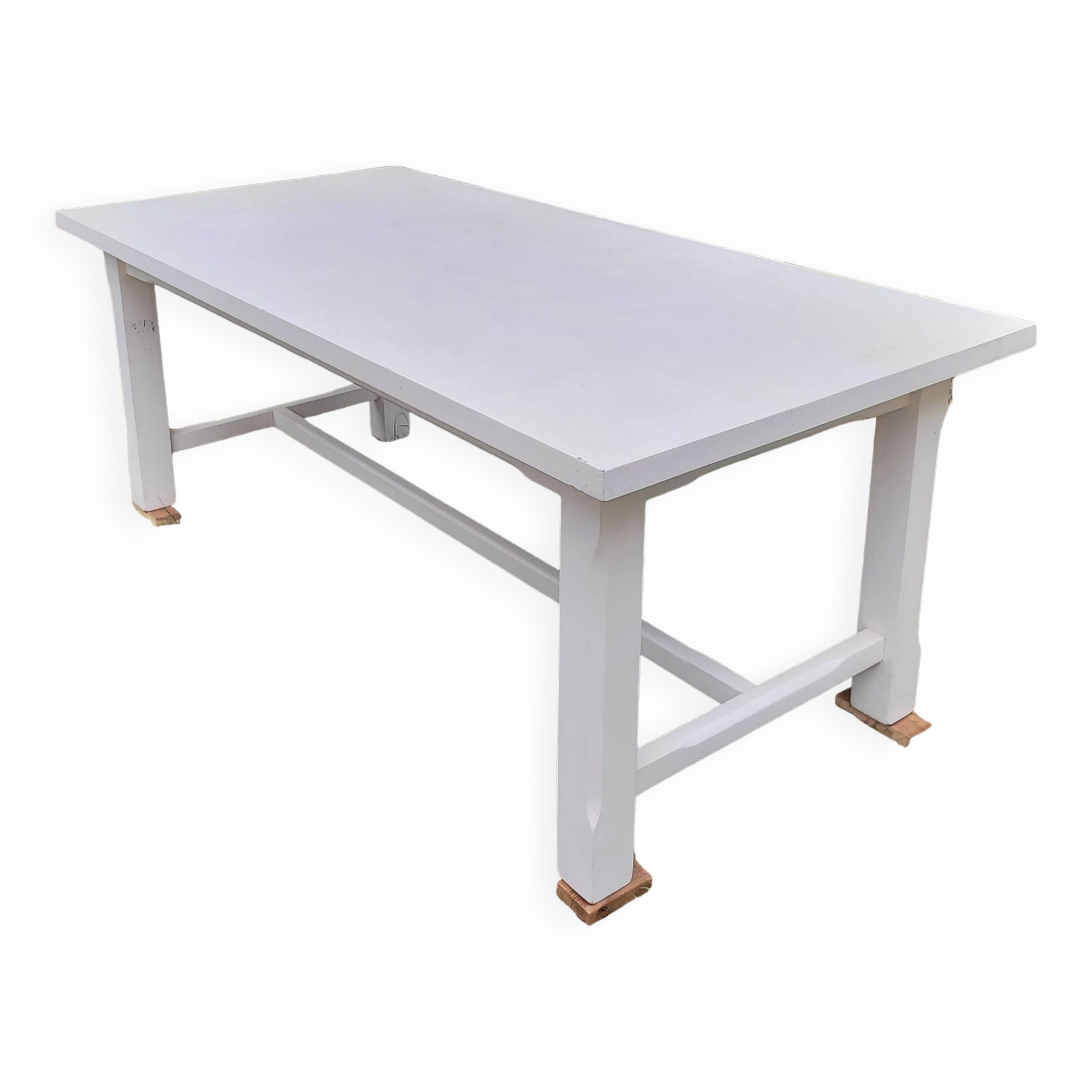 White farm table