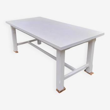 White farm table