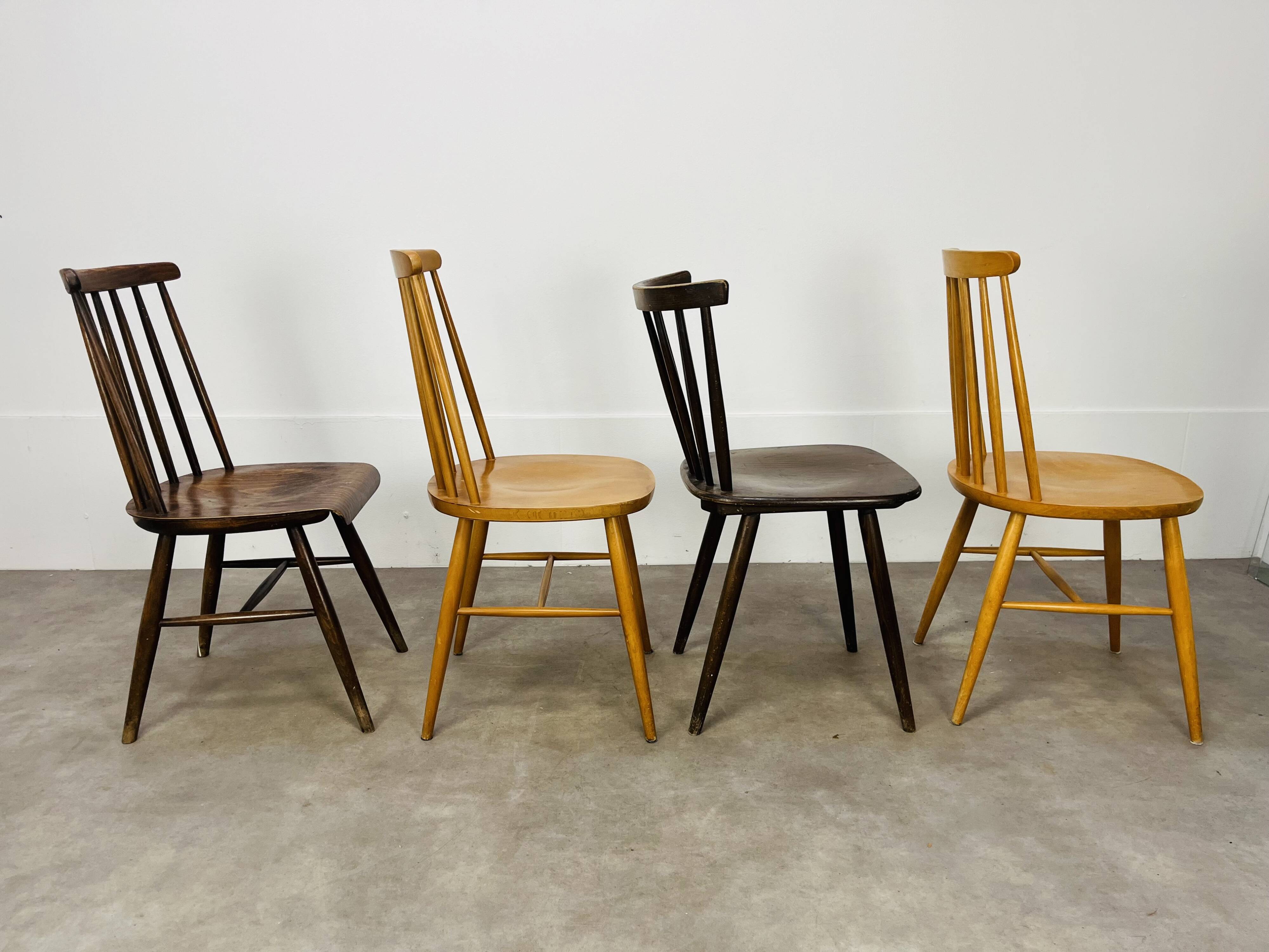 4 Scandinavian chairs with bars from the 60s
