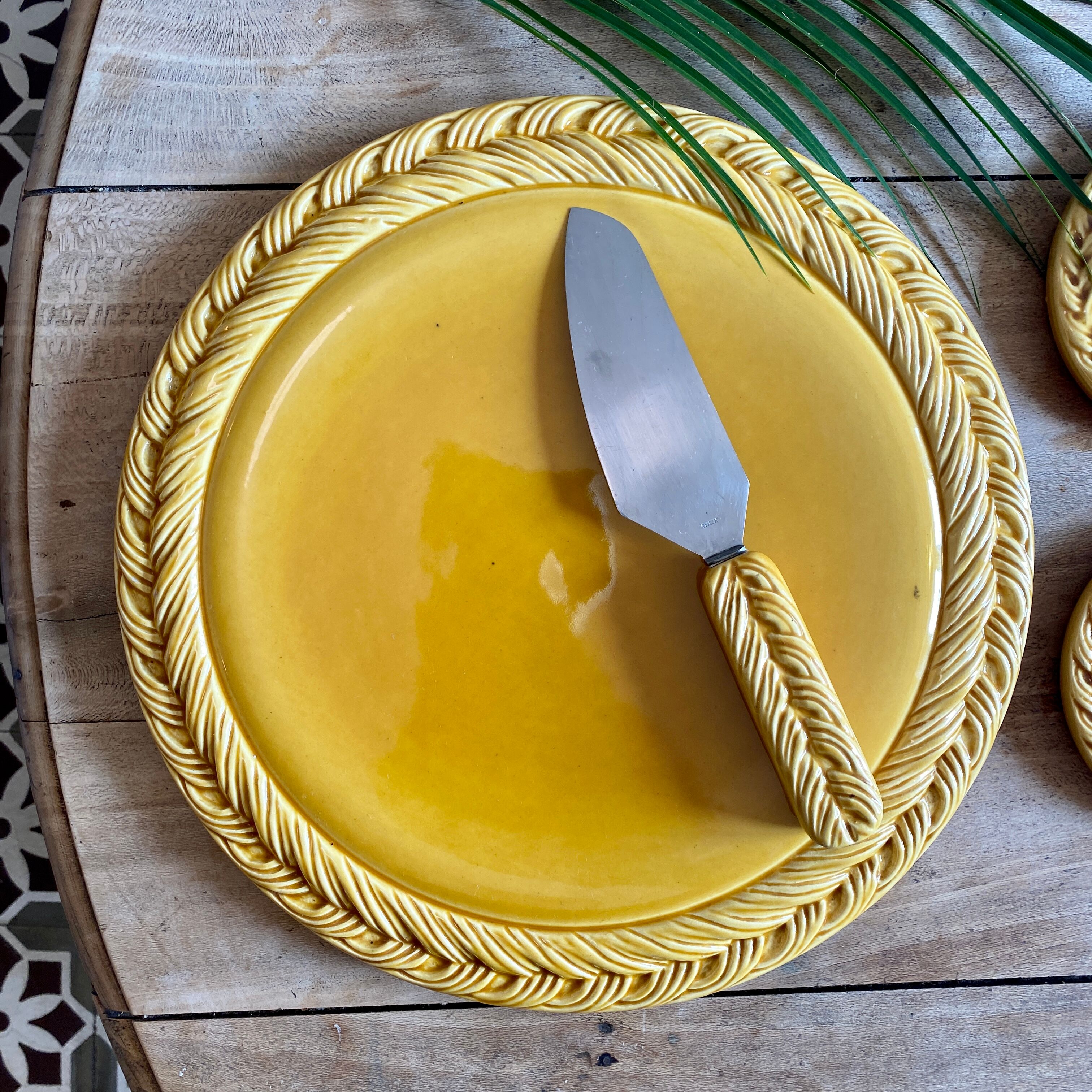 Vintage cheese and under bottle service