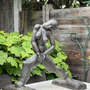 Sculpture Woman