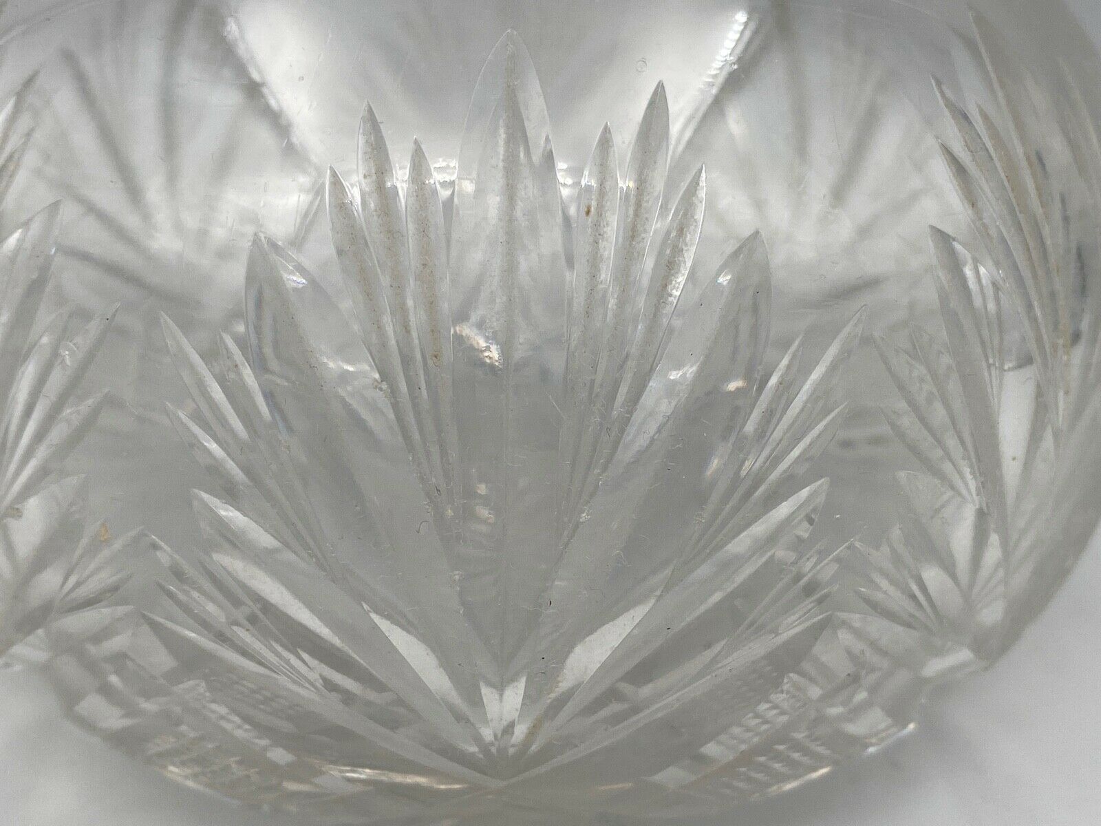 Carafe xixth crystal size saint louis baccarat multifaceted cap