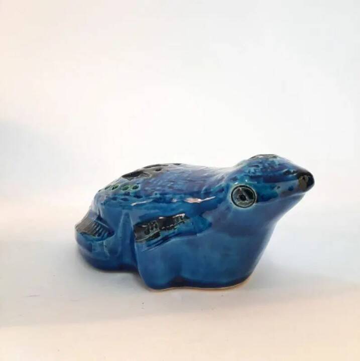 Vintage frog statue, Aldo Londi for Bitossi, Rimini blu series.