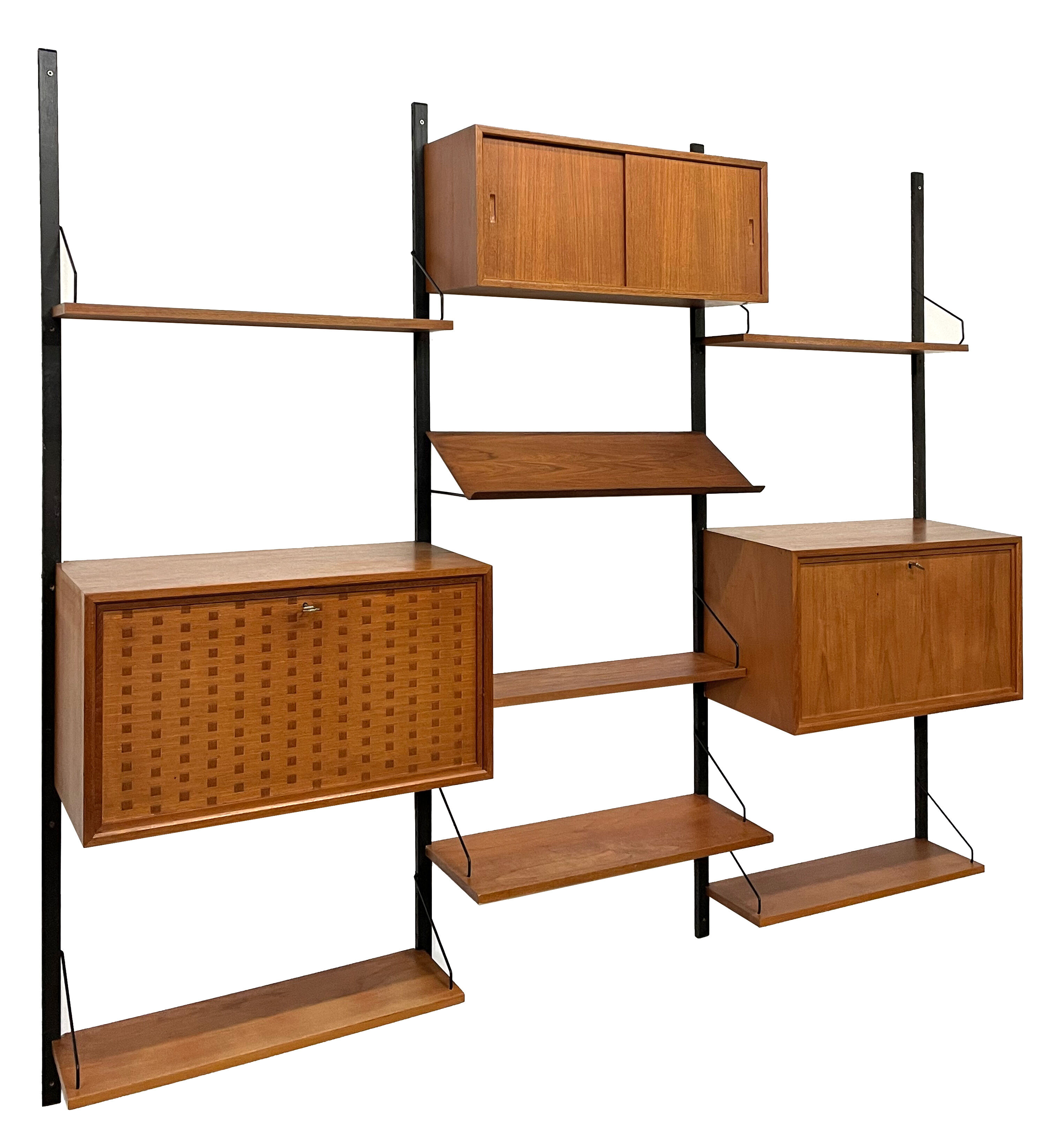 Vintage Poul Cadovius Royal System wall system wall unit