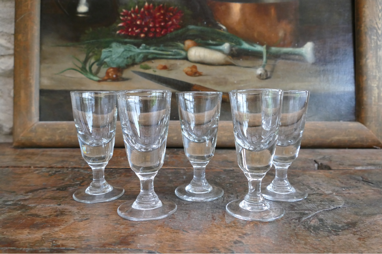 5 verres à absinthe