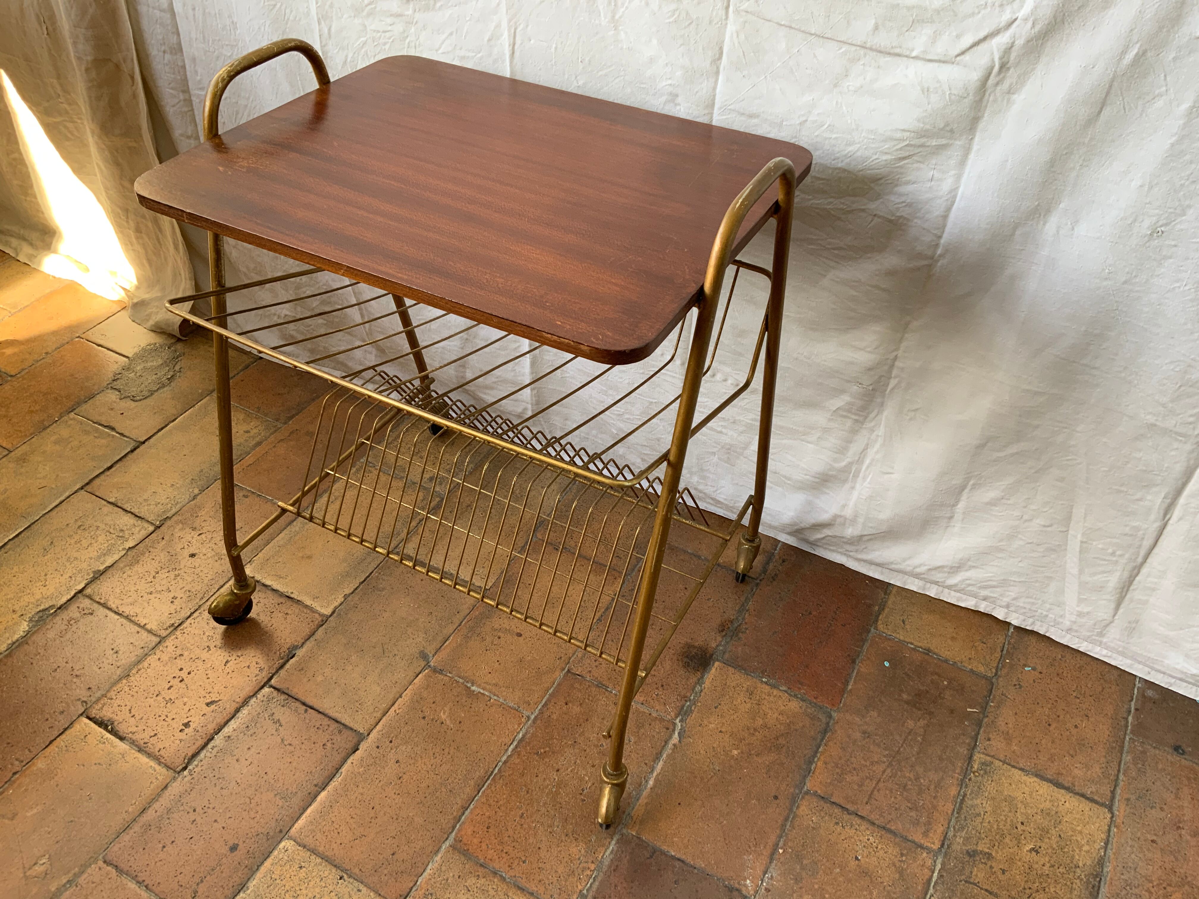Table d’appoint porte vinyles