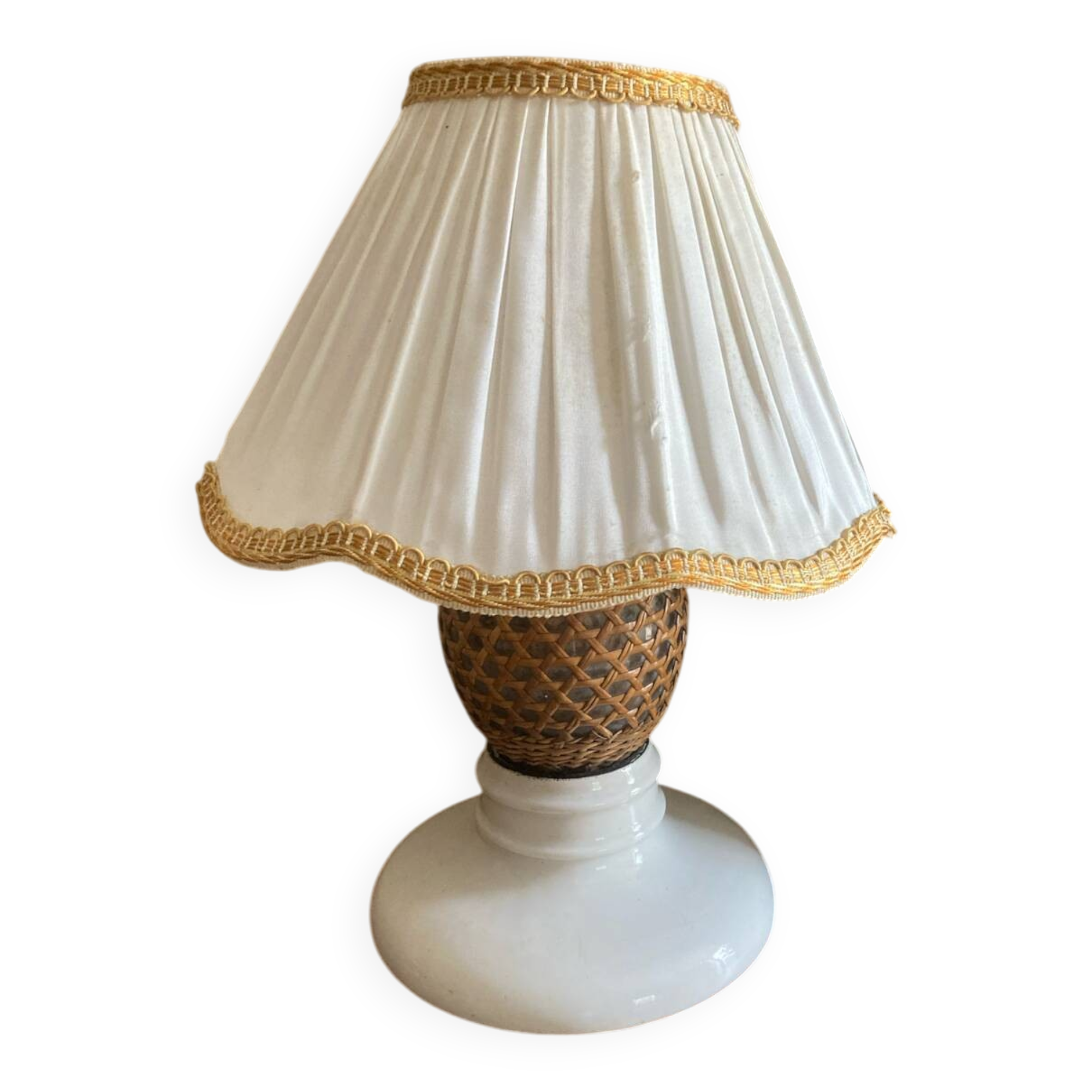 Bedside lamp