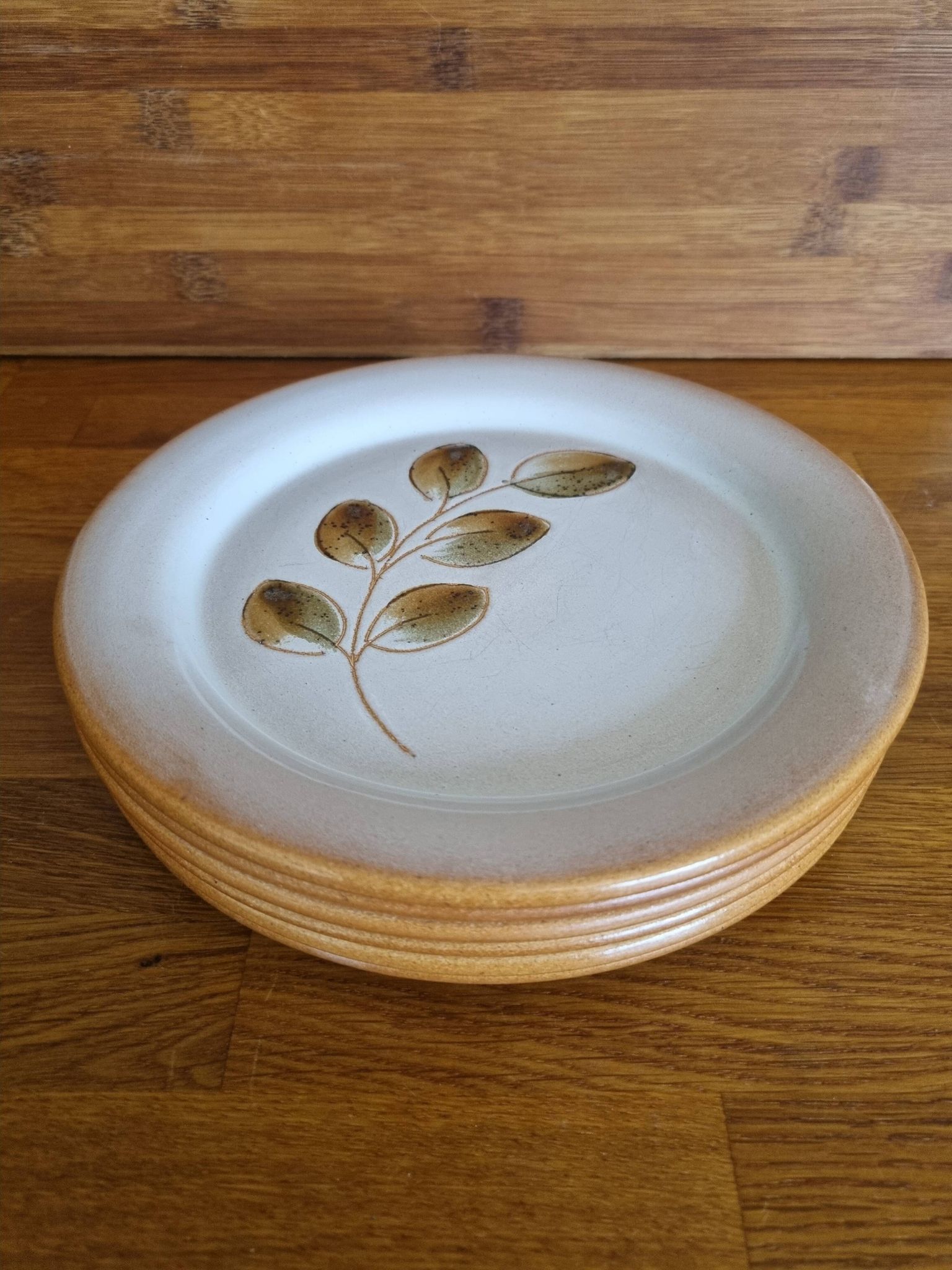 Ensemble de 6 assiettes à dessert vintage en faïence de St Amand décor Céve