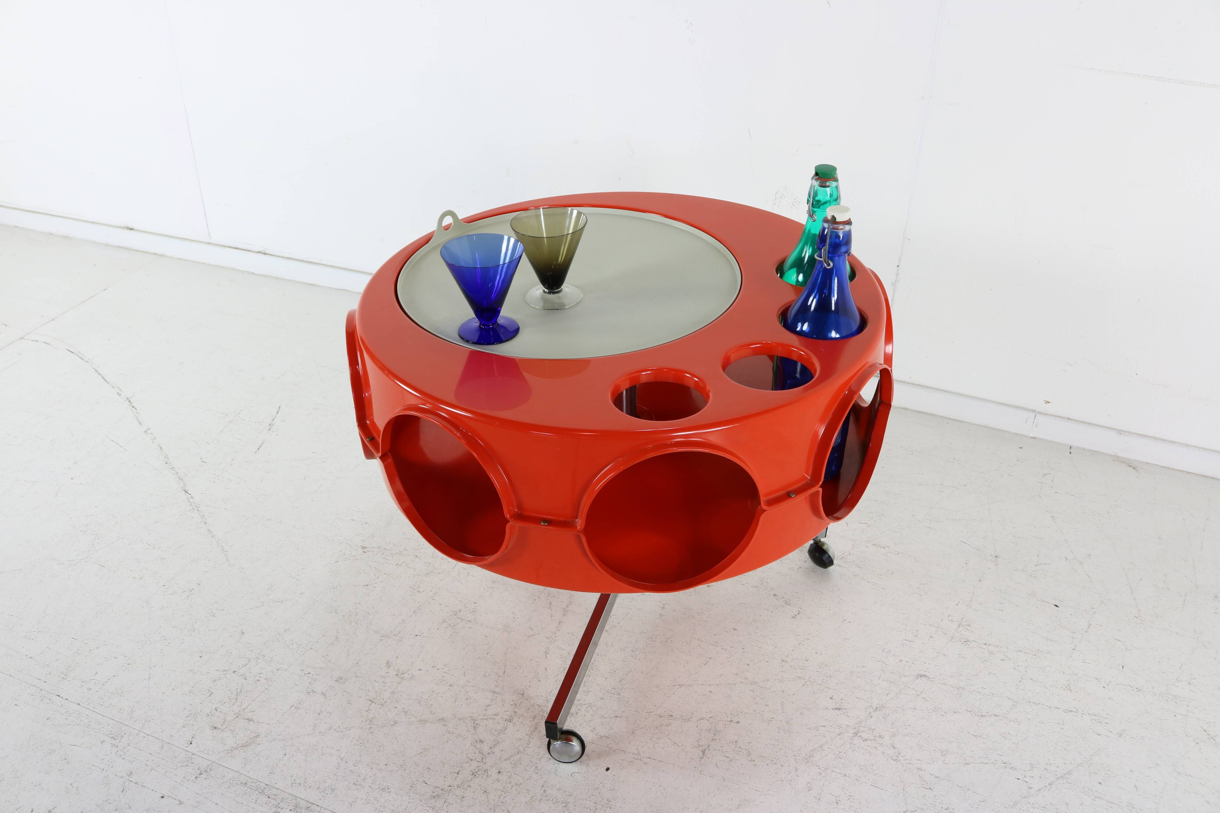Space age 70s orange syntheric bar on casters