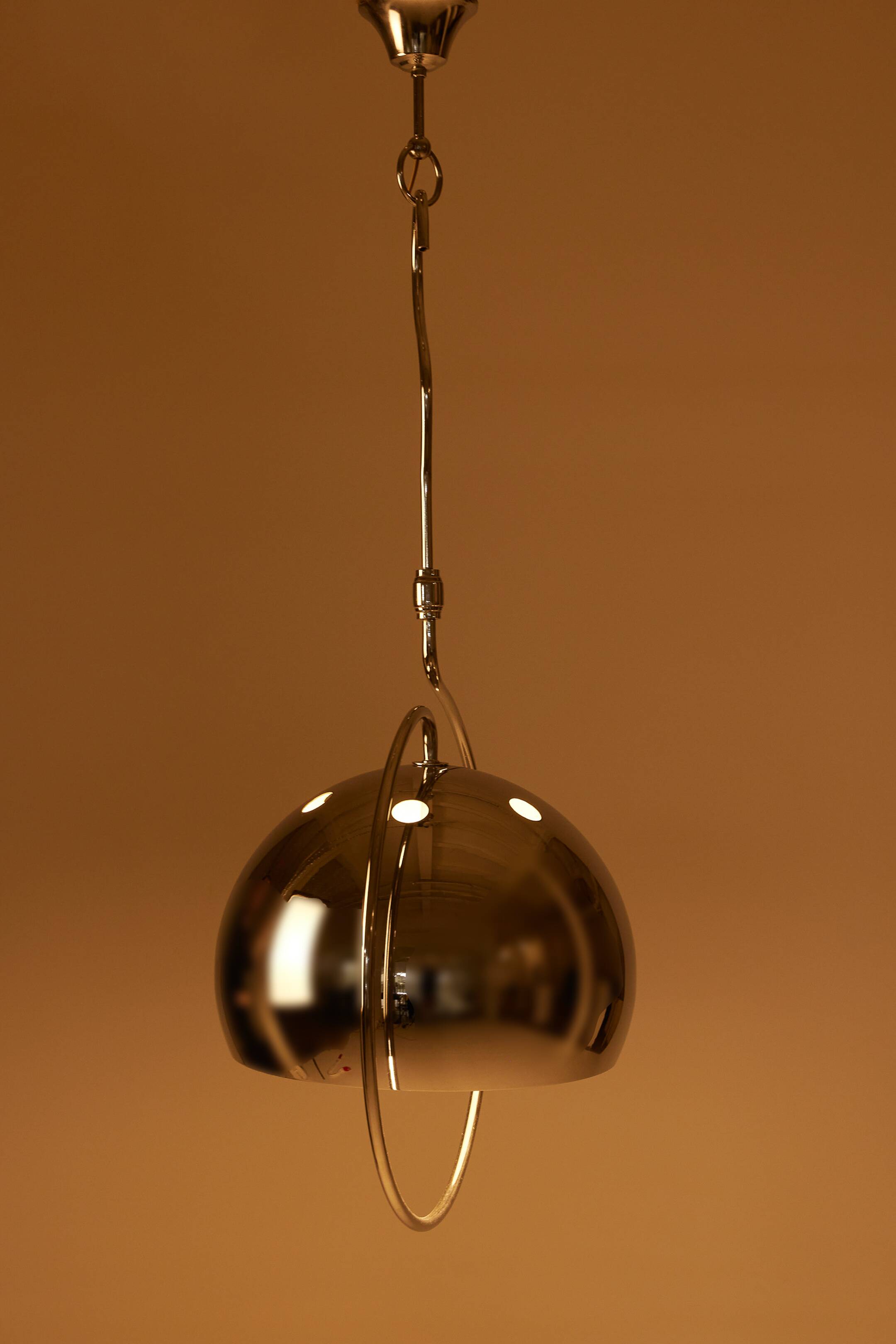 Suspension chromée spage age, 1970s