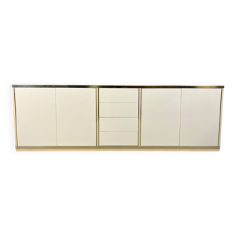 Beige lacquered credenza, 1970s