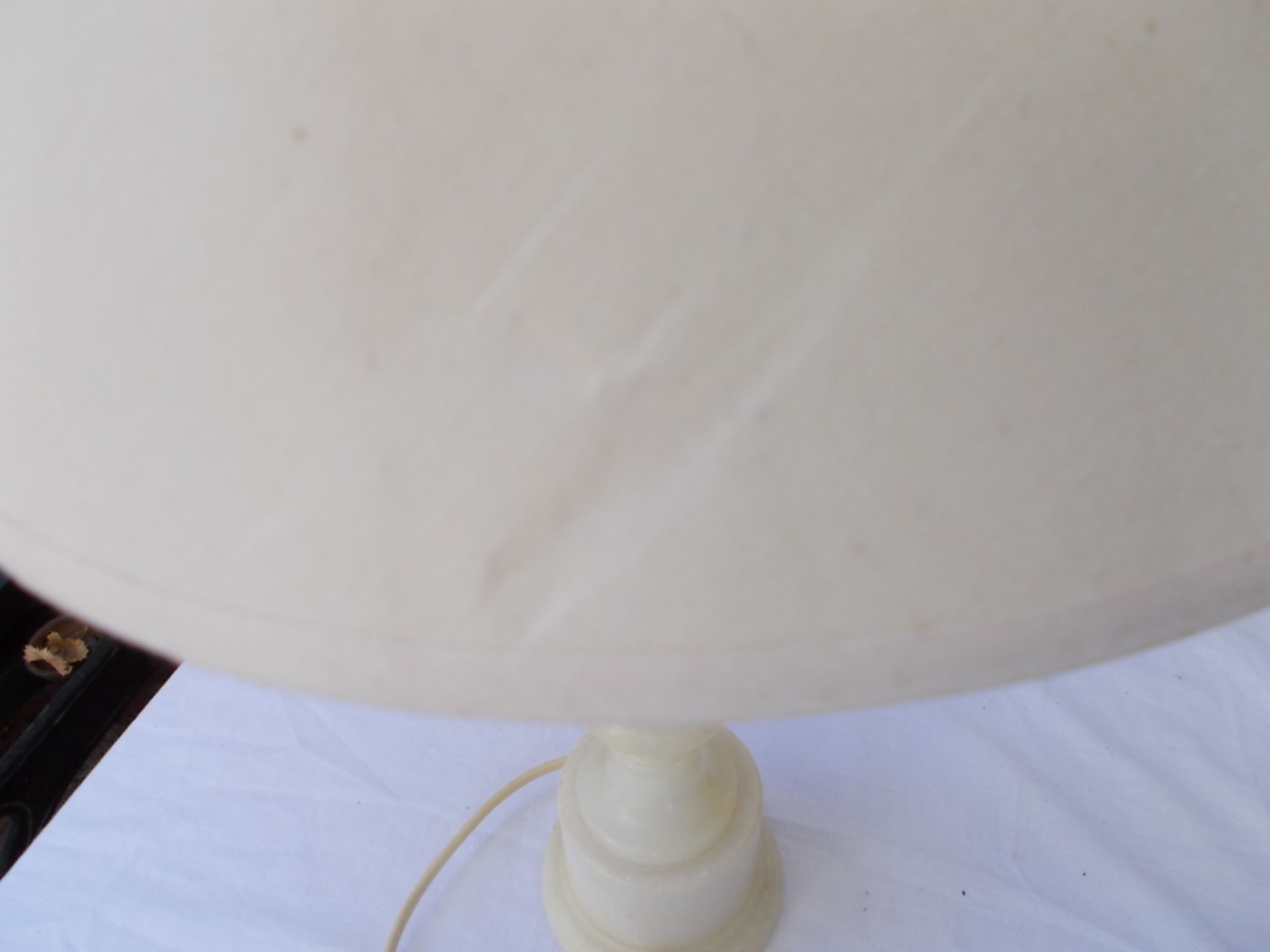 Alabaster lamp