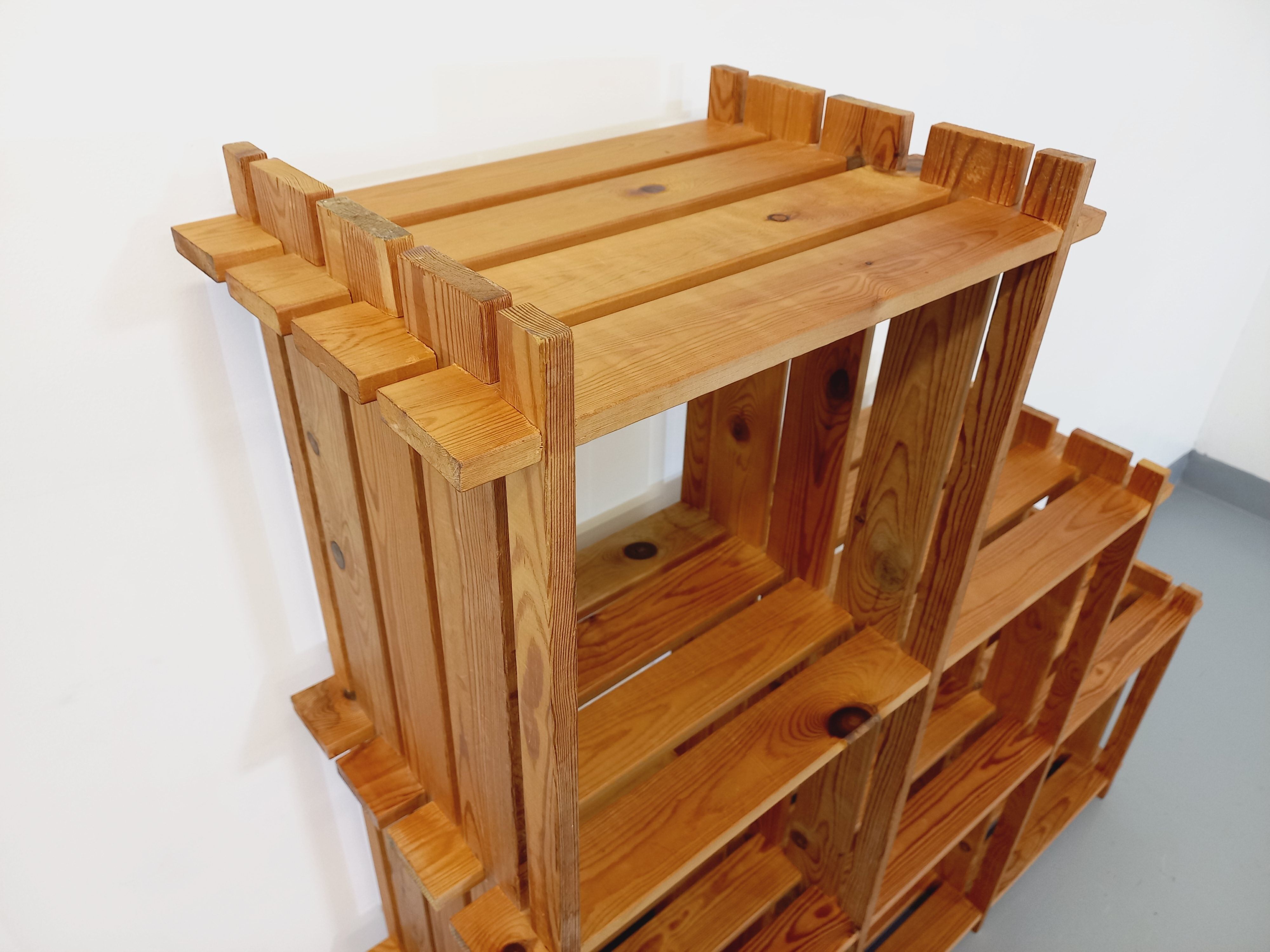 Bookcase vintage pine staircase shelf from the 80s in the style of Maison Regain