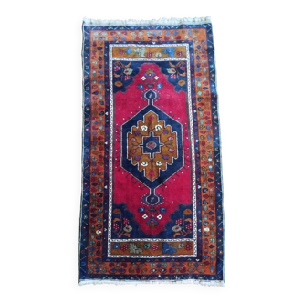 Handmade Anatolian carpet Yahyahli 187x100cm