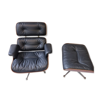 Eames Lounge chair & ottoman by Charles & Ray Eames for Herman Miller