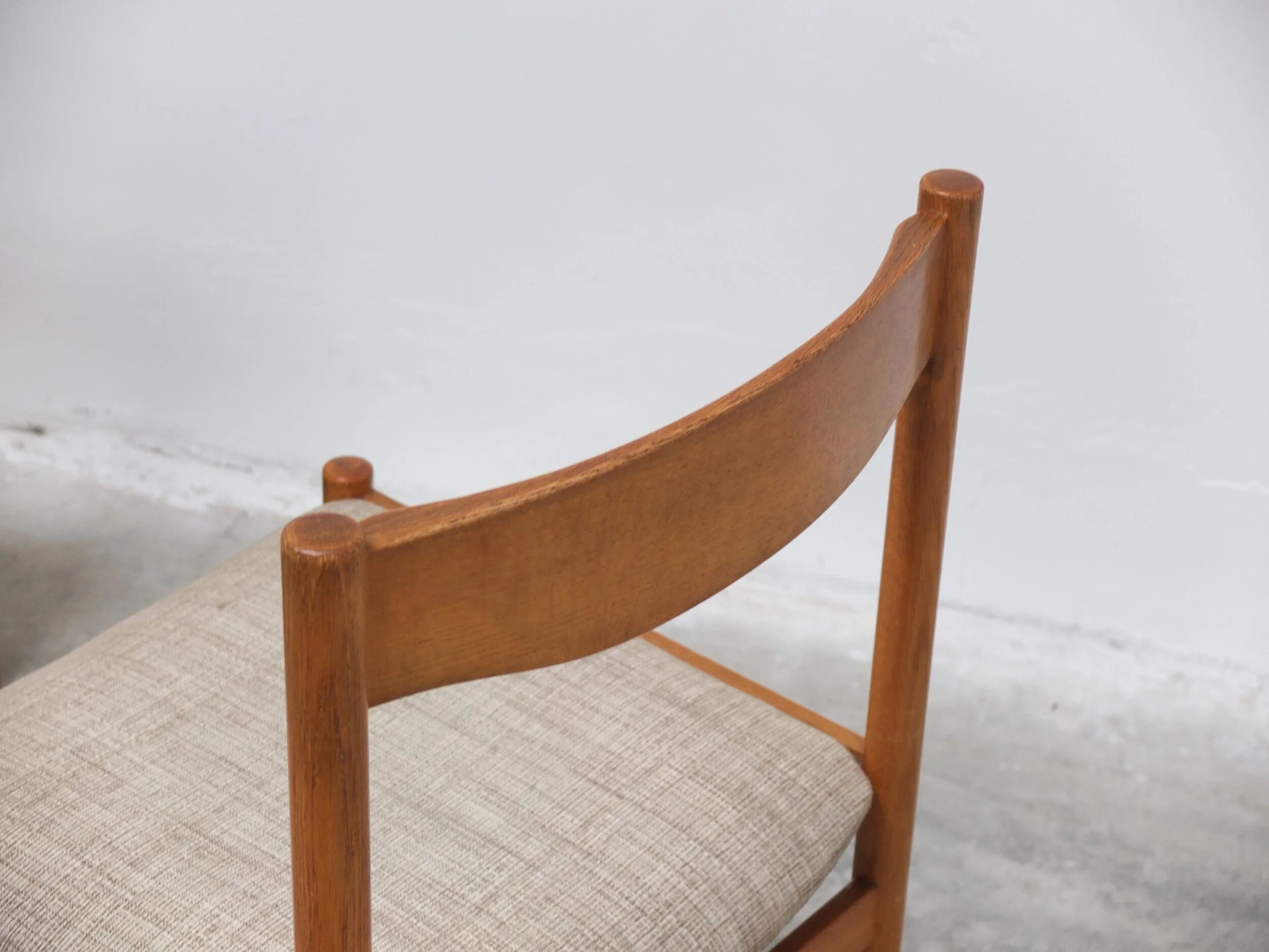 Set of 6 dining chairs in oak by Meubelatelier Vanda Watervliet, 1960s