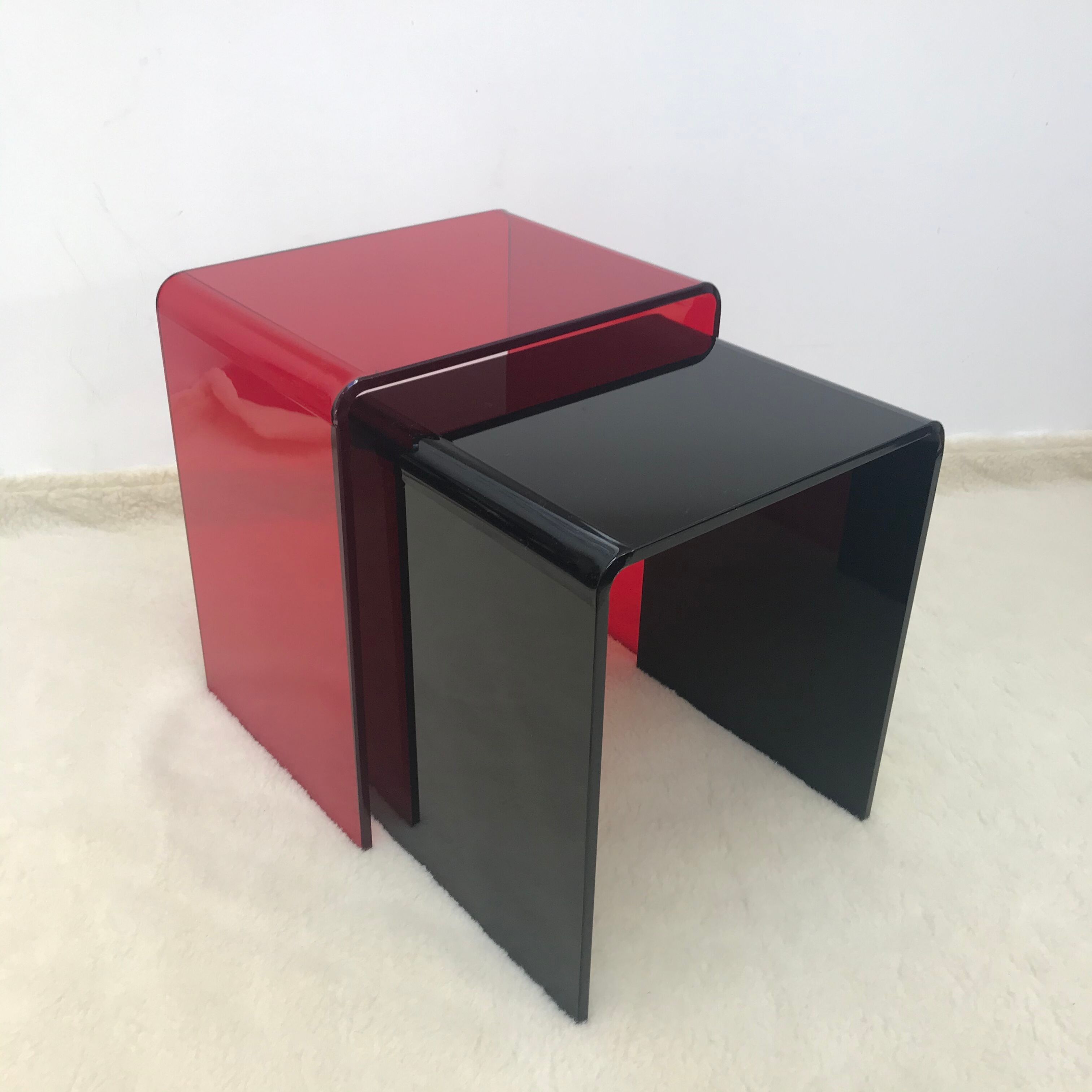 Lot of 2 tables gigognes in Plexiglas