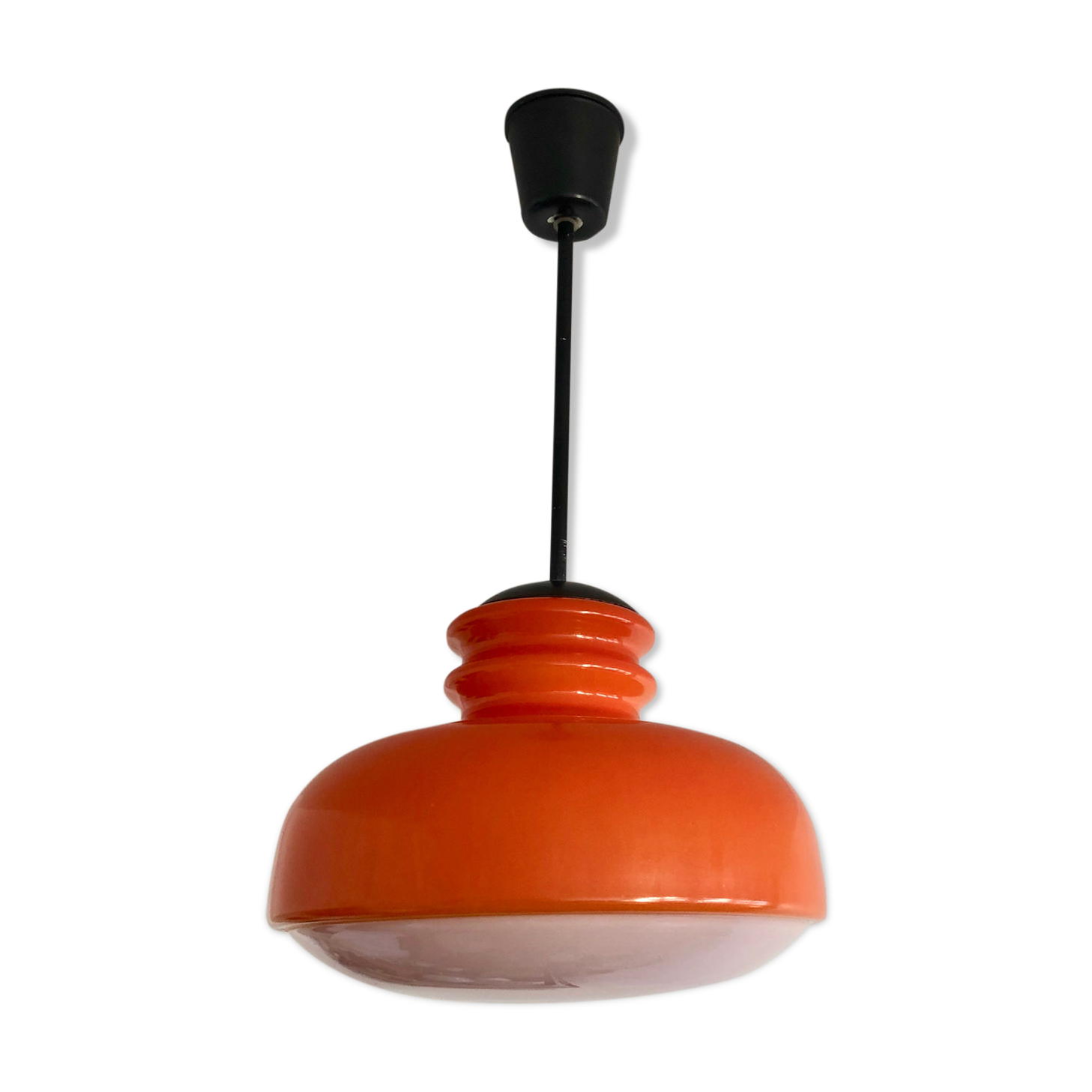 Orange opaline suspension