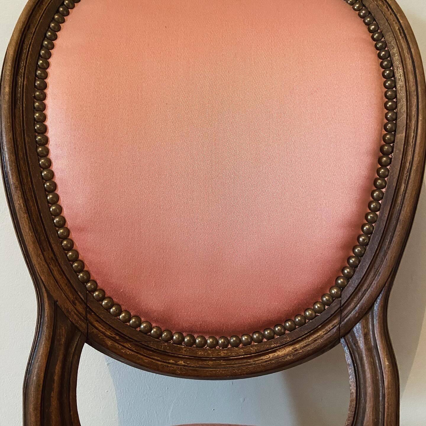 Louis XVI style medallion chair