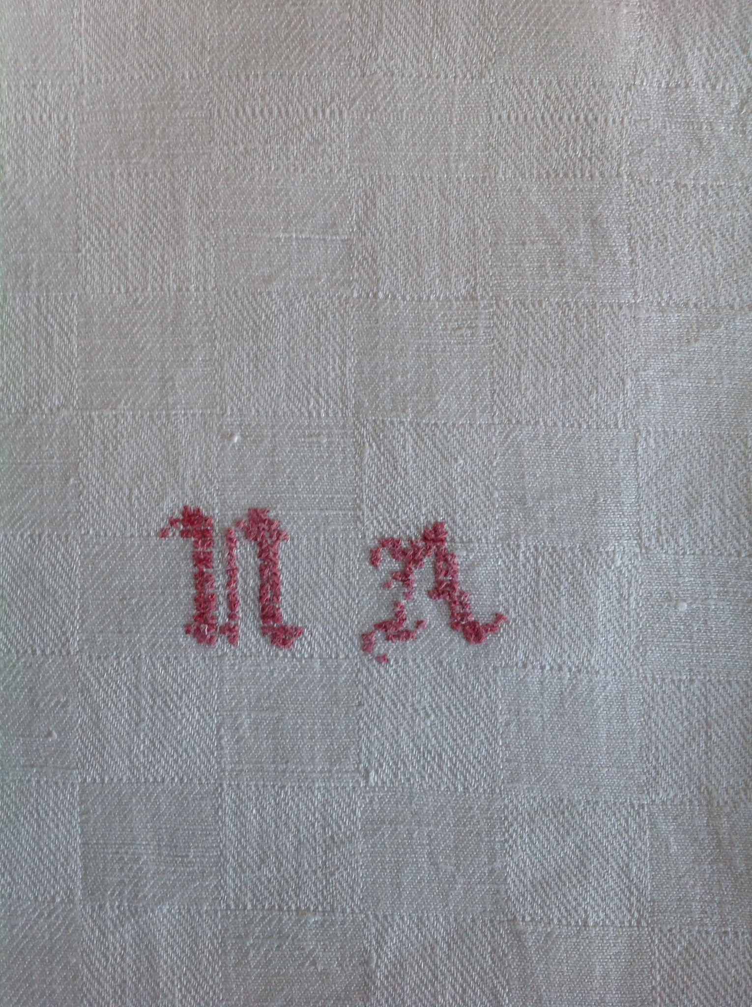 5 cotton dammase monogrammed towels NA
