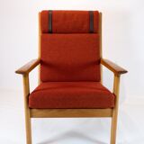 Armchair by Hans J. Wegner and Getama from the 1960s