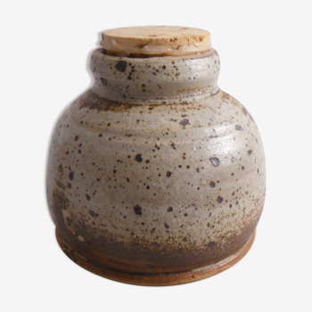 Stoneware pot, ceramic and cork