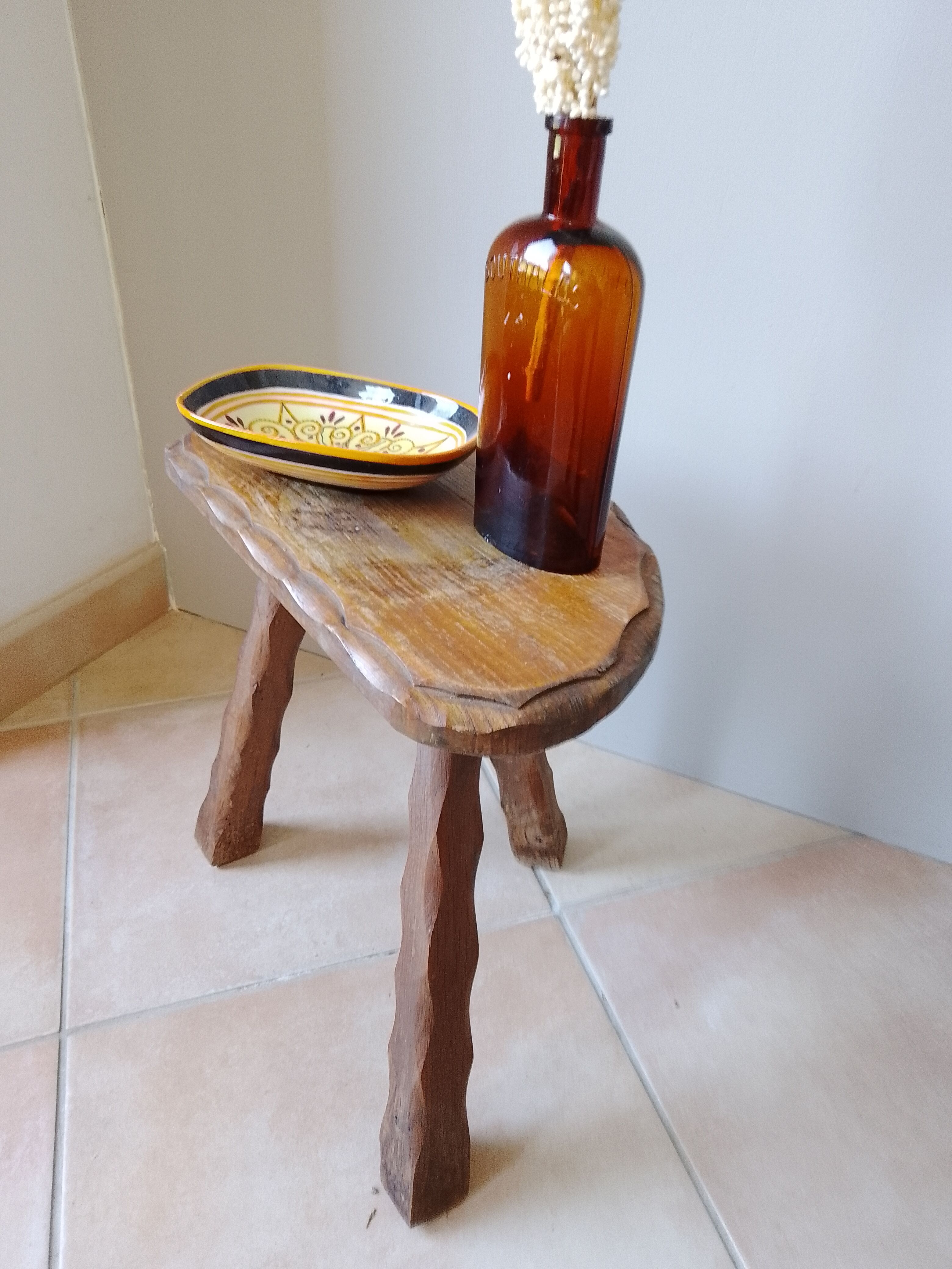 Wood tripod stool