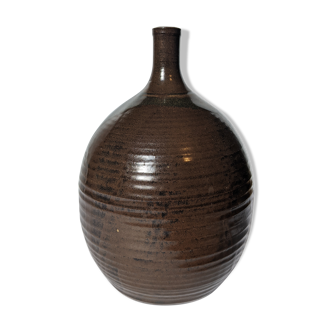 wide ceramic vase with fine brown collar - H: 23cm