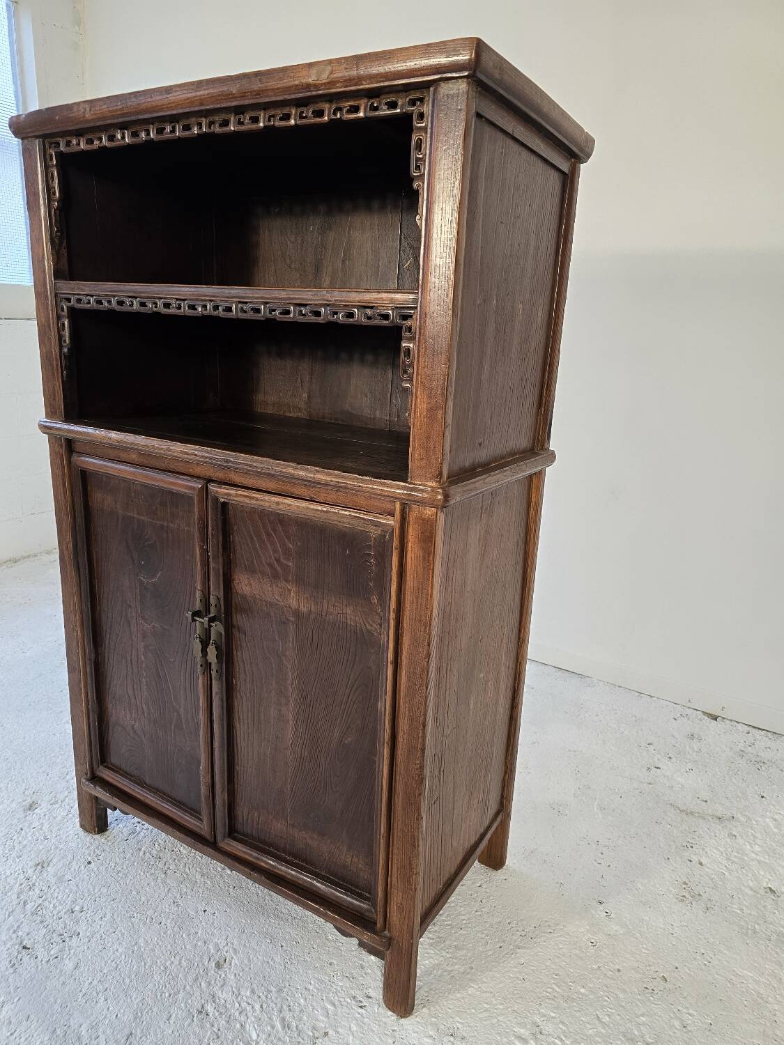 Tea cabinet or china cabinet