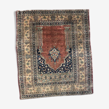 Very beautiful antique Persian carpet Tabriz very fine silk 135x160 cm