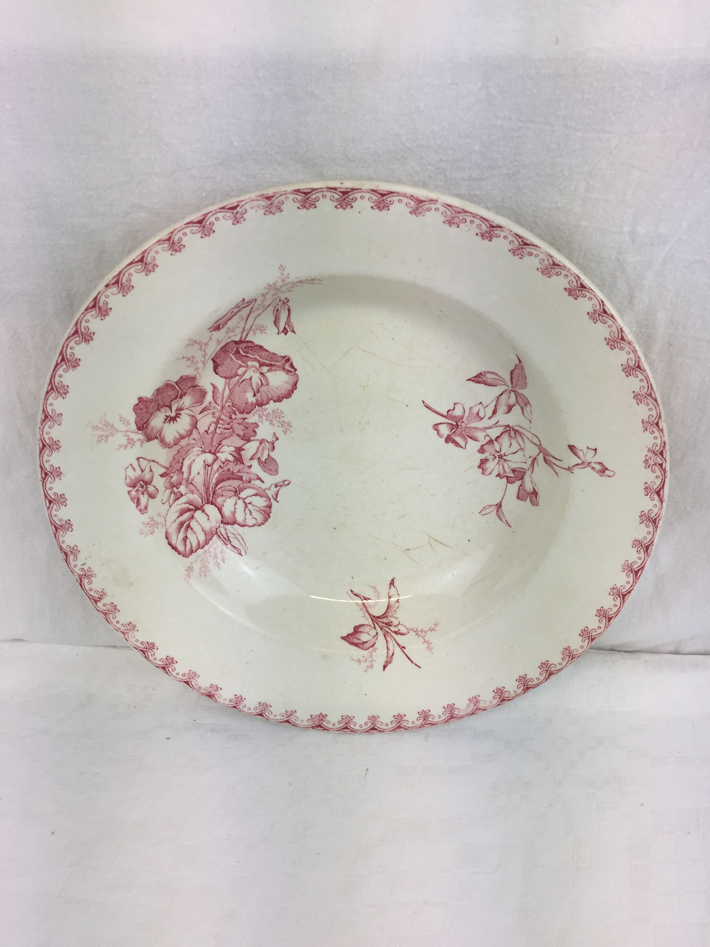 Old Sarreguemines Vega model deep dish