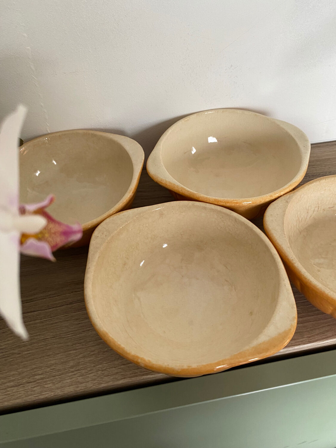 4 eared bowls
