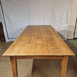 Farm table