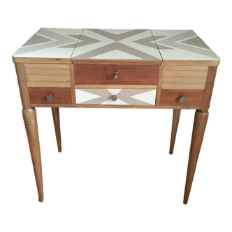 Vintage dressing table restyled