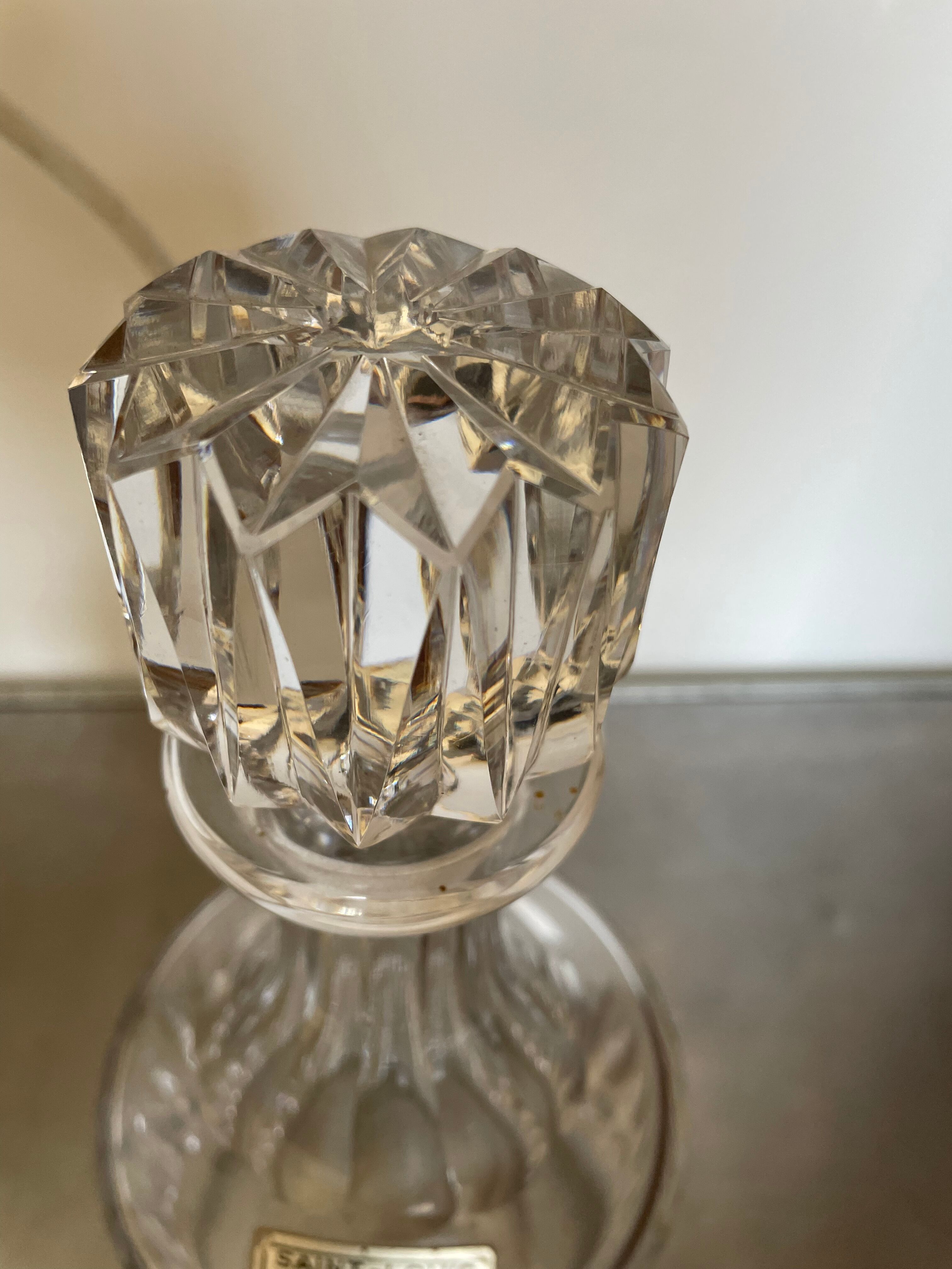 Whisky decanter and its 3 crystal glasses St Louis