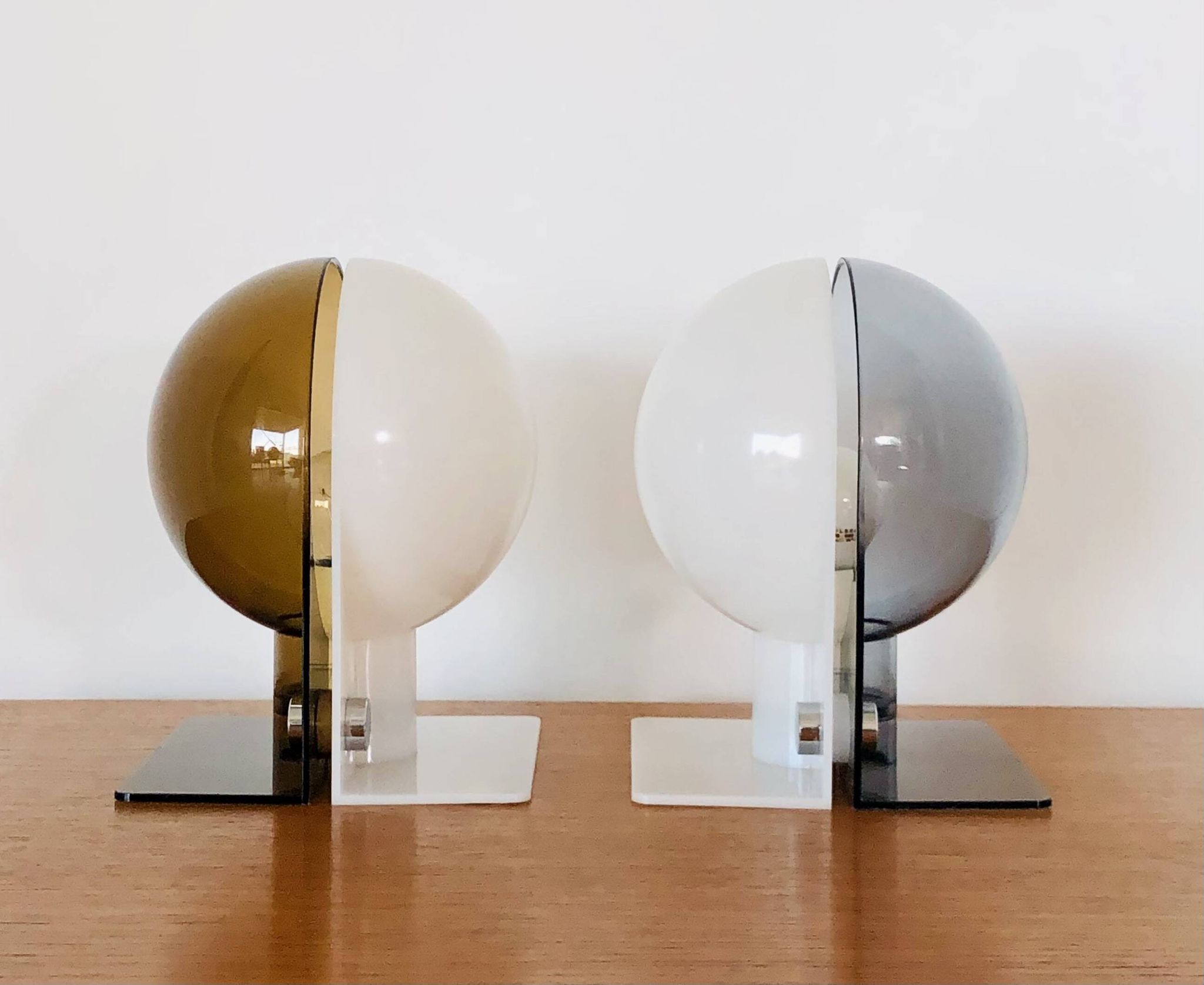 White-gray SIRIO lamp by Brazzoli & Lampa for Guzzini, Italy 1970s