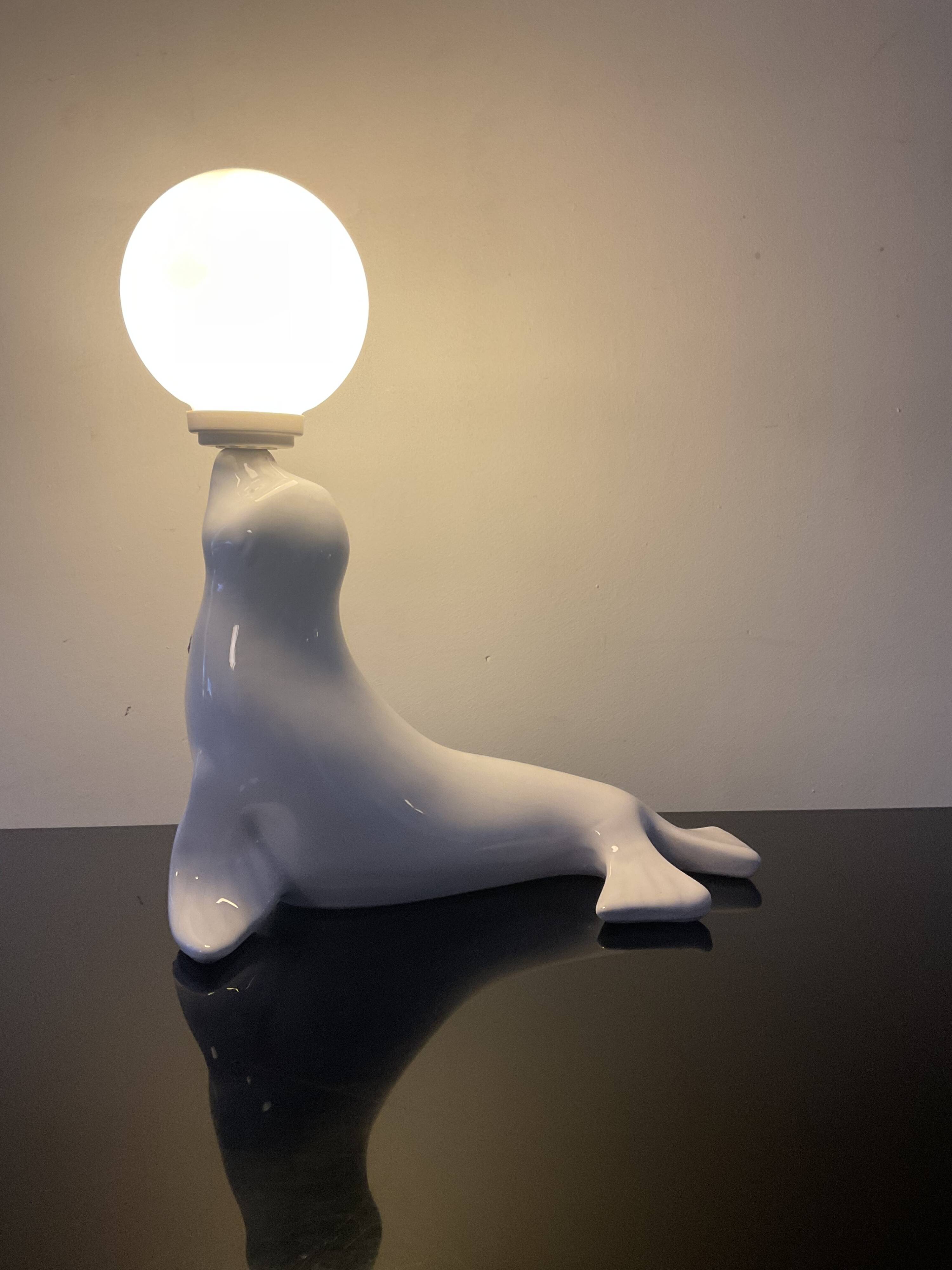 Lampe Otarie vintage en céramique de Delfts années 60
