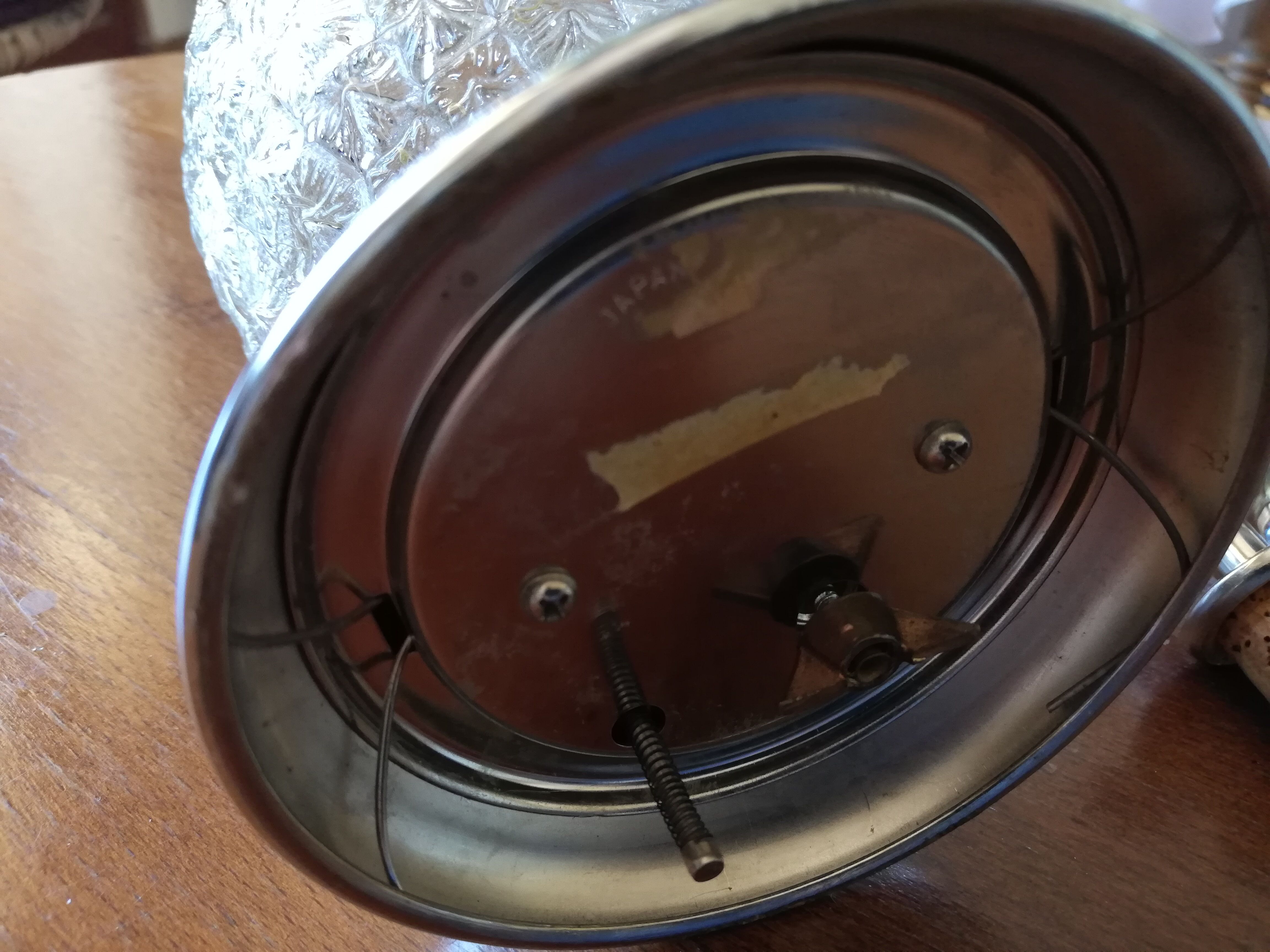 Pineapple shaped musical carafe