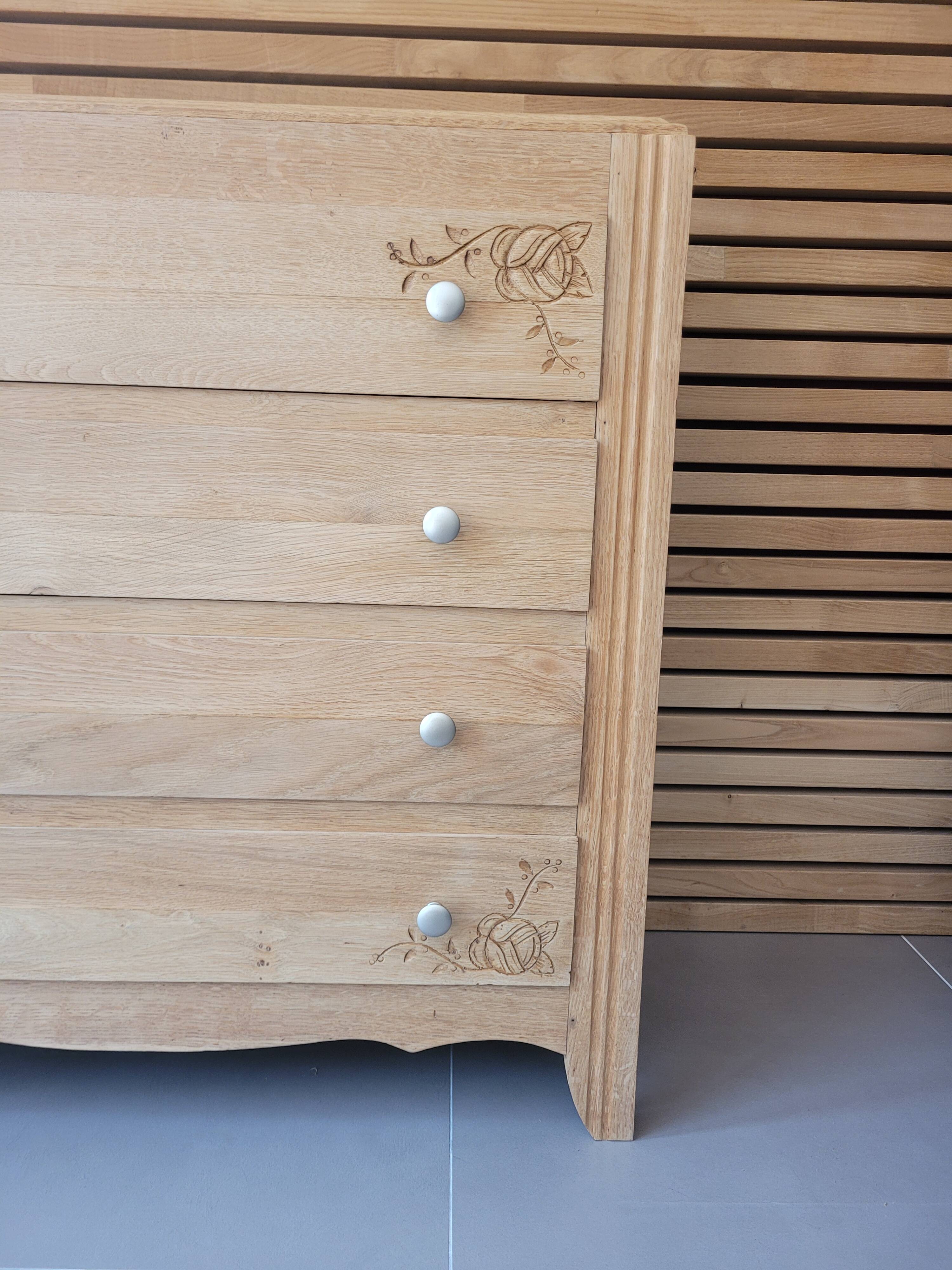 Art Deco chest of drawers