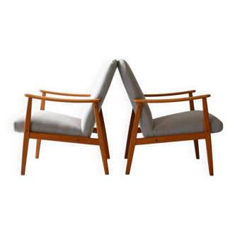 Paire de fauteuils scandinaves en chêne du milieu du siècle