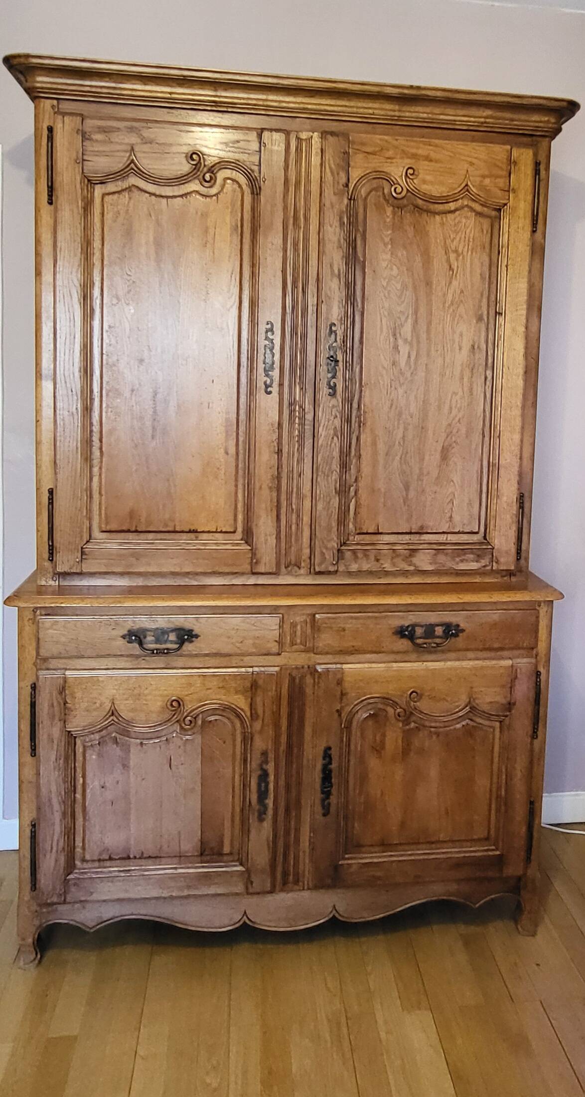 Norman buffet with 2 bodies in solid oak, manufactured by Doudard.