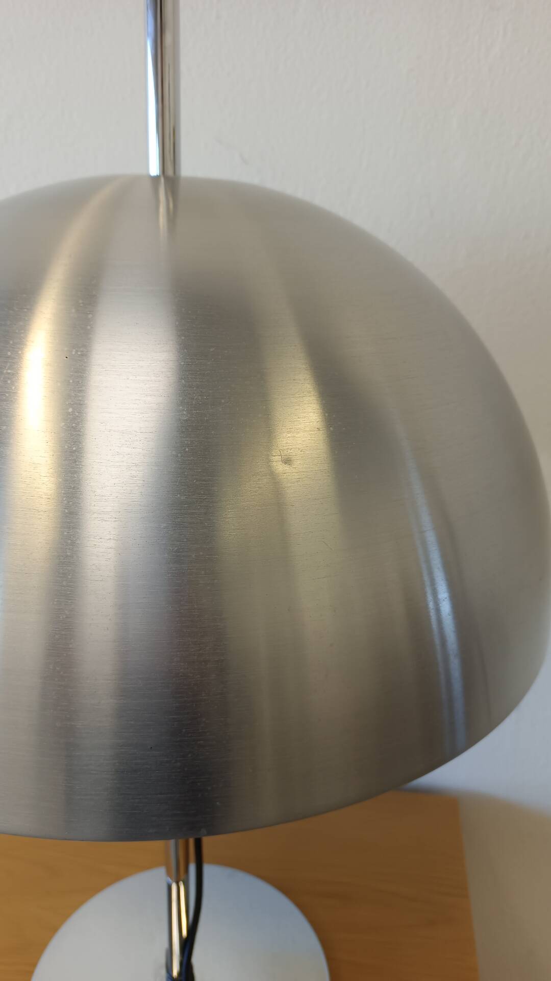 Aluminium mushroom lamp