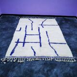Traditional handmade Berber rug, size 1.5/2.5 m.