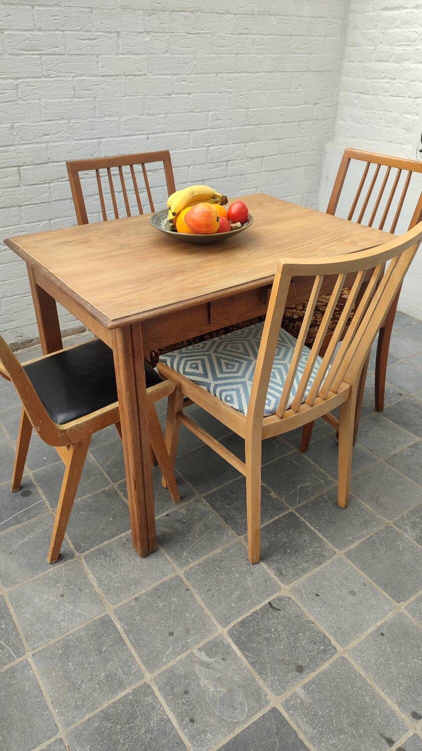 Farmhouse table